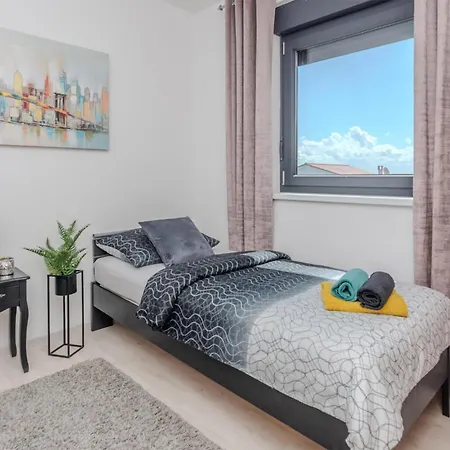 Διαμέρισμα Cozy In With Wifi Vir